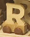 Letra de madera decorativa infantil tren R-0